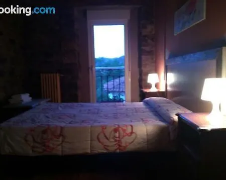 Complejo Rural Valle Del Narcea Semesterbostad *